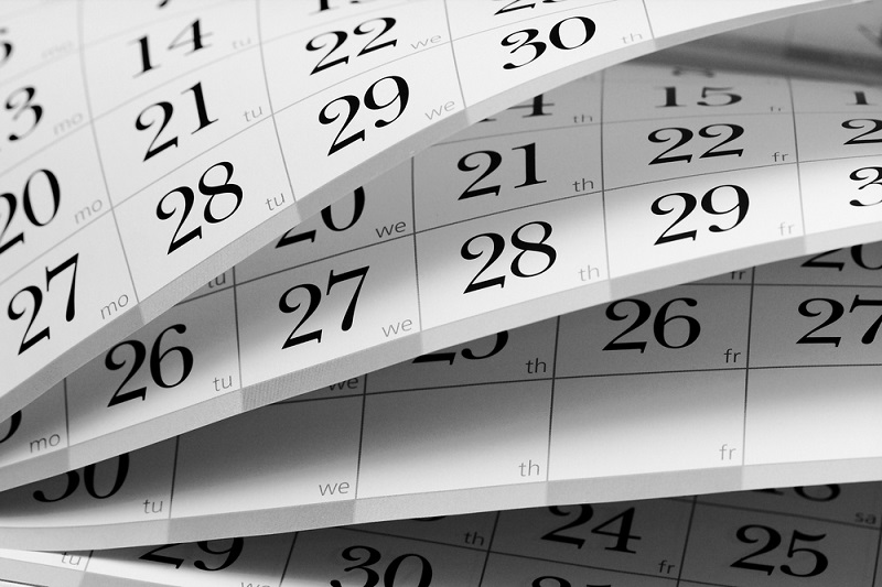 Calendar choose a date for a reunion