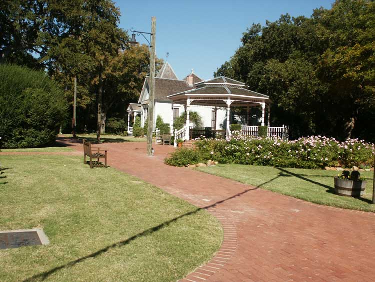 Farmers Branch Historical Park