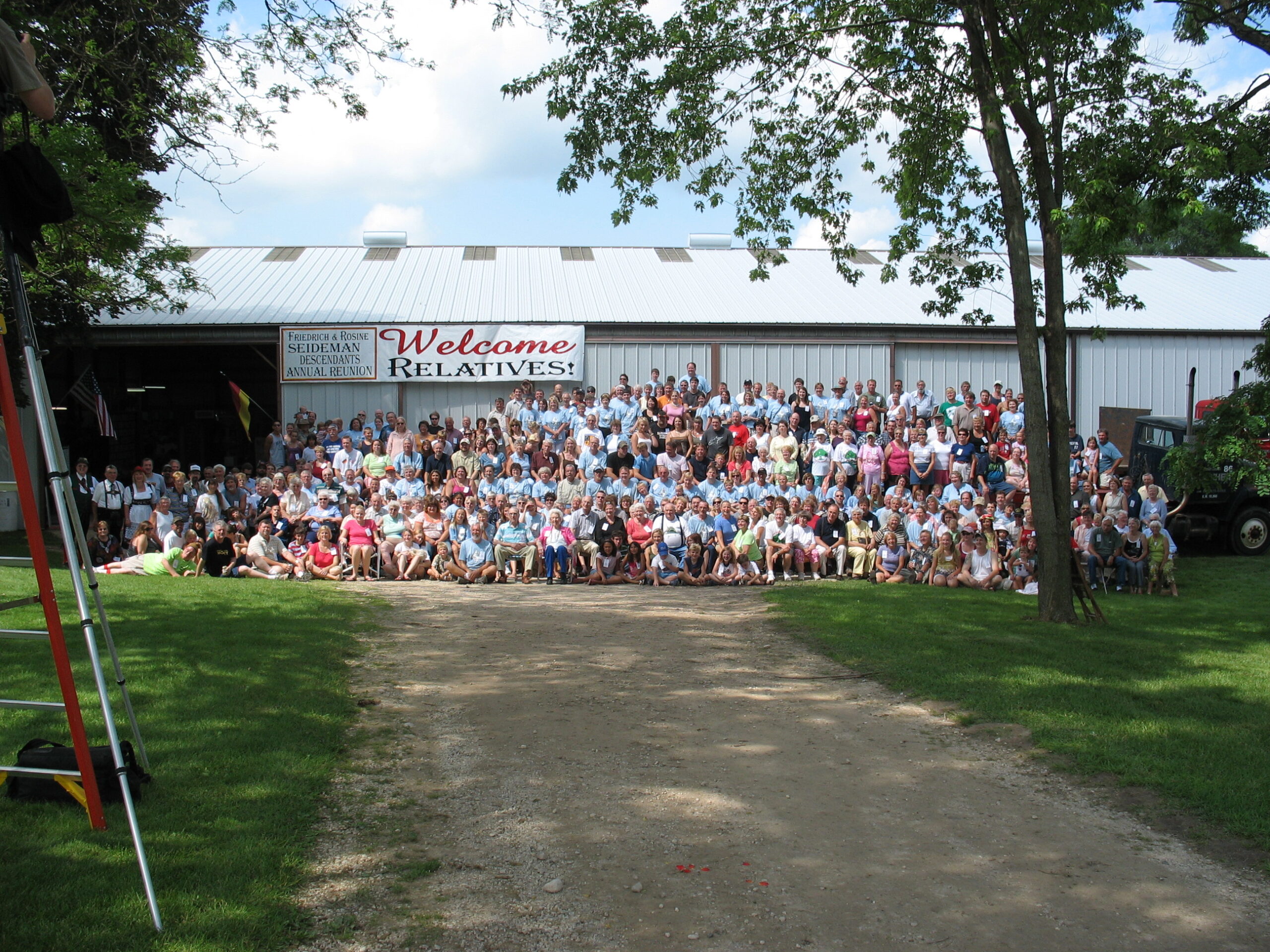 75th annual Seidemann Family Reunion at the family farm in Newburg, Wisconsin, was awarded a Sesquicentennial Ownership Certificate from the State of Wisconsin in 2008. 